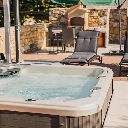 Ferienhaus Casa Iveta *