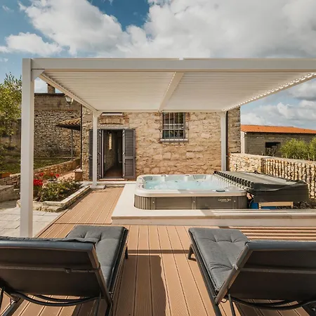 Casa Iveta *