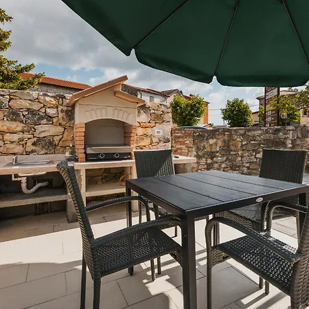 Casa Iveta بيت للعطل *