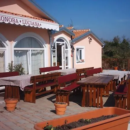 Casa Iveta Holiday home *